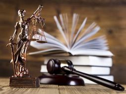 Без сдержек и противовесов: судейская карьера и нарушение принципов
